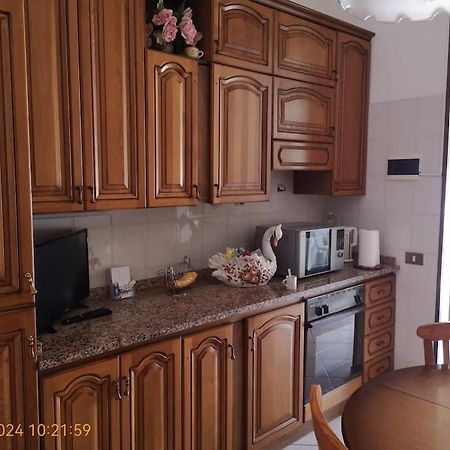Casa Paganini Lägenhet Follonica Exteriör bild